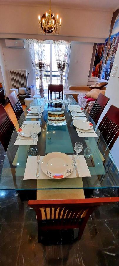 Luxury 6 People Port Of Piraeus